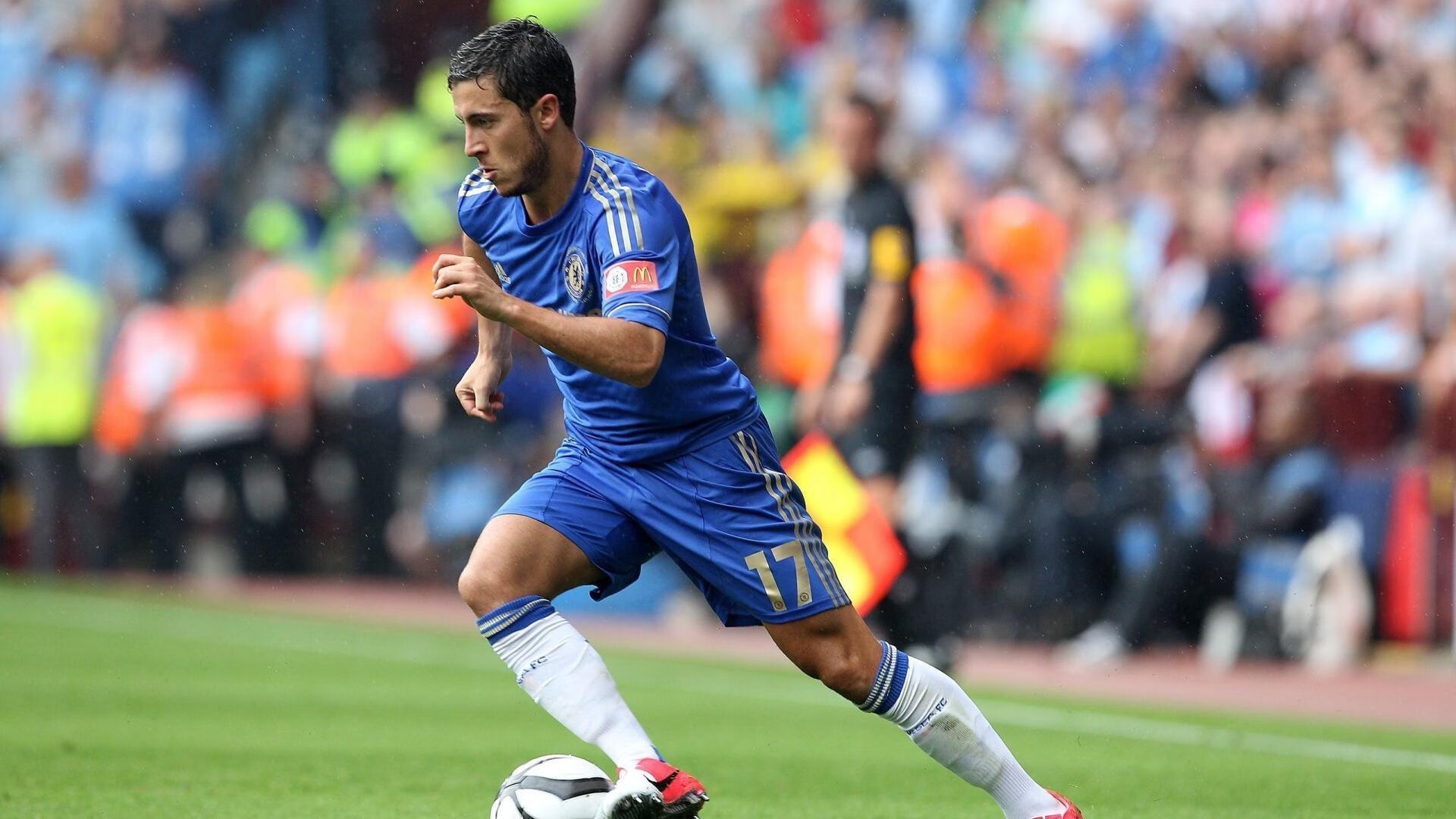 欧洲足球的“巅峰对决”:那些令人难忘的欧冠经典比赛,播放欧洲冠军足球